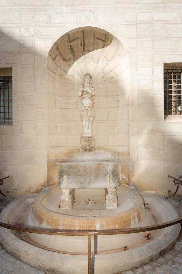 Roman Grotto Experience 5Pax ภายนอก รูปภาพ